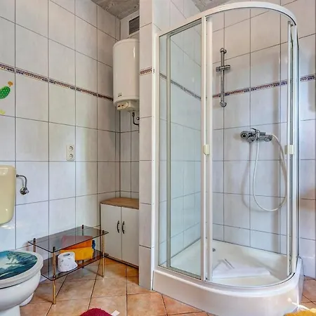 Mellenthin, Ferienwohnung 1 Apartment *
